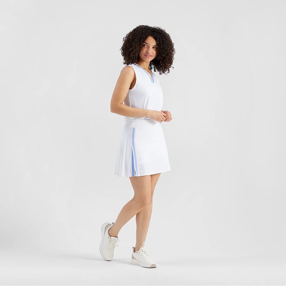 NWT Freely White and Blue Women's Skirt Set